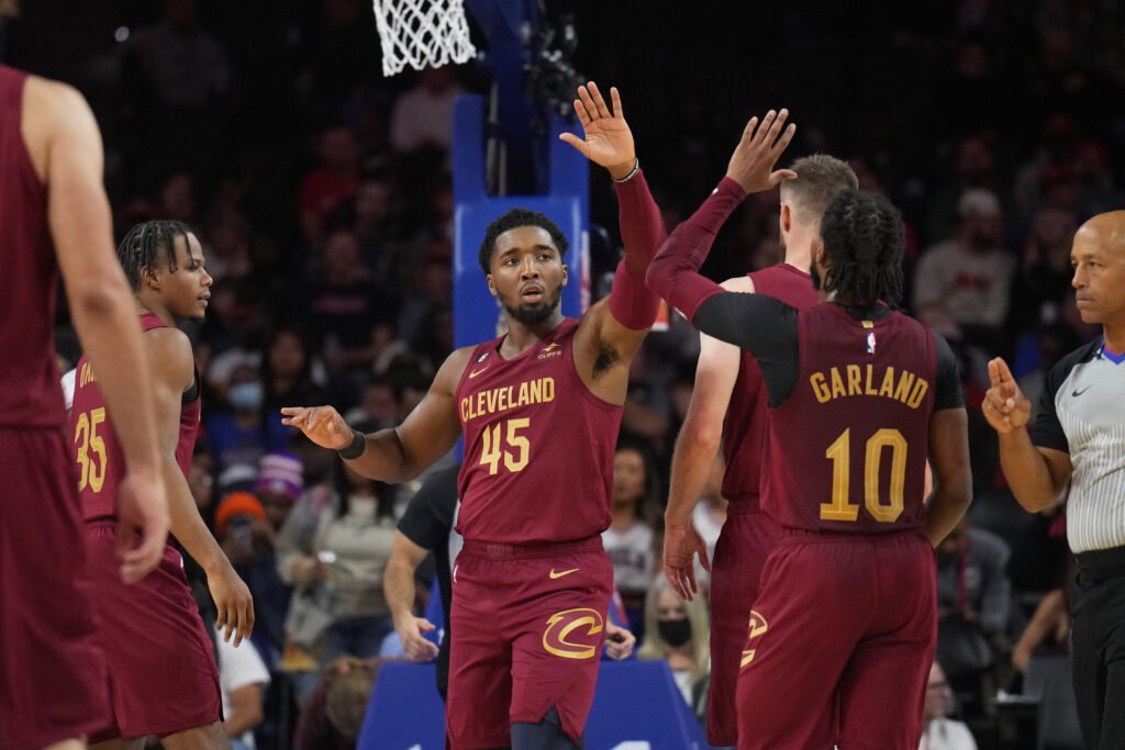 Cavs guards Donovan Mitchell, Darius Garland start to jell